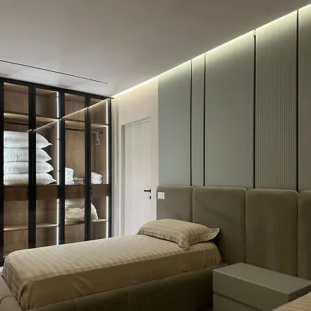 Modern - Quiet Near Liqeni I Thate Apartment