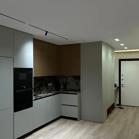 Modern - Quiet Near Liqeni I Thate شقة تيرانا
