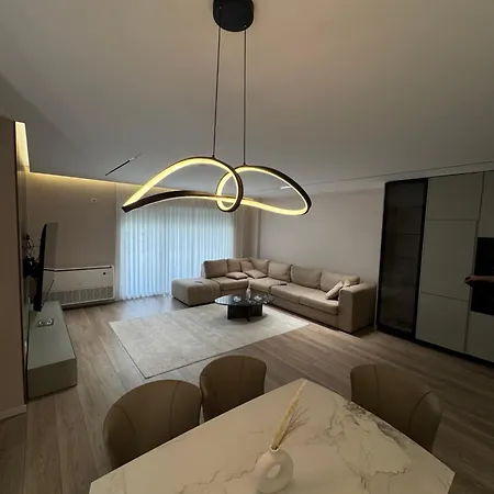 Modern - Quiet Near Liqeni I Thate Apartmán Tirana